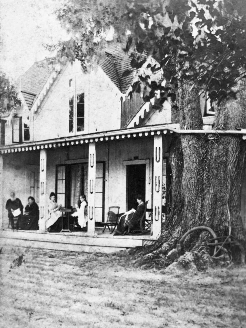 <div class="inline-image__caption"><p>Harriet Beecher Stowe and her family sit on the porch of her Mandarin house.</p></div> <div class="inline-image__credit">State Archives of Florida</div>