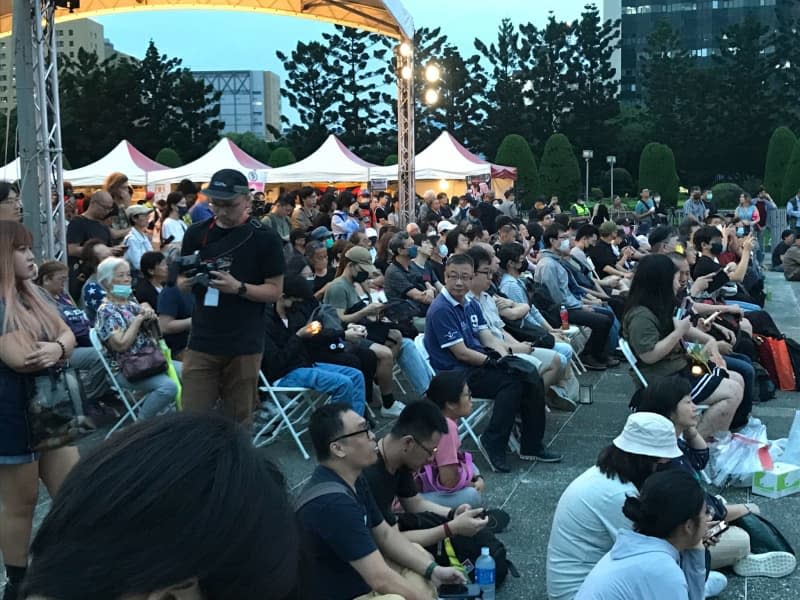 More than 1000 people gather in Taiwan's capital Taipei to commemorate the victims of China's violent suppression of the Tiananmen Square pro-democracy protest in 1989, urging the Beijing regime to stop trampling on human rights. Yu-Tzu Chiu/dpa