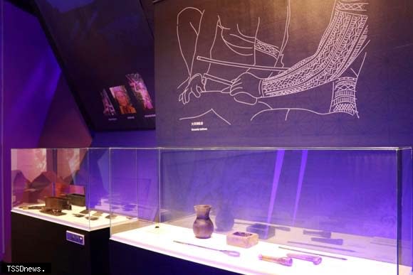 「南島有禮」特展呈現南島語族古老的紋身文化。(十三行博物館提供)