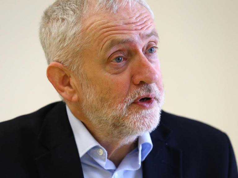 Jeremy Corbyn calls for MPs to get vote on UK military action in Syria