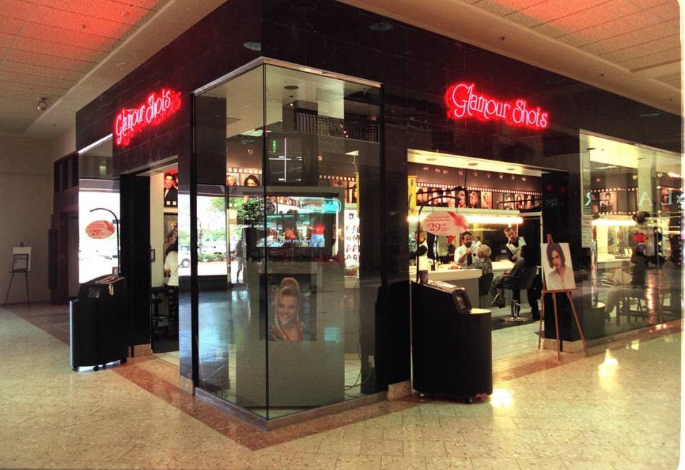 Glamour Shots at Aventura Mall in 1996.