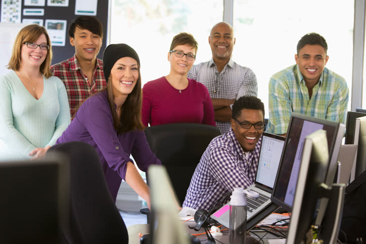 La diversidad grupal mejora la toma de decisiones. – Foto: Jetta Productions / Getty Images