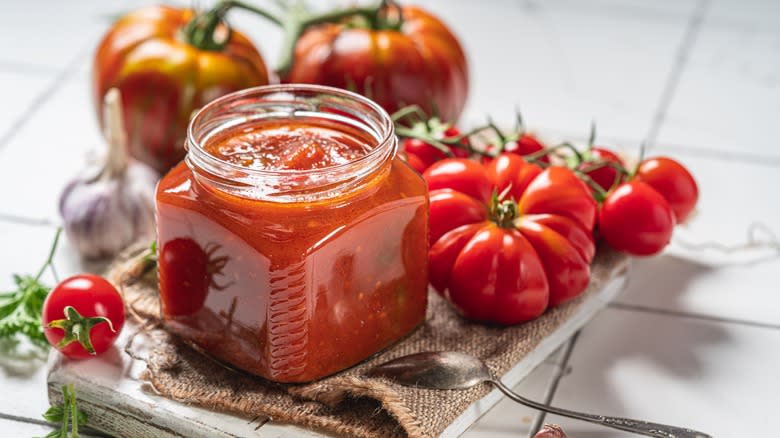 Heirloom tomatoes for salsa