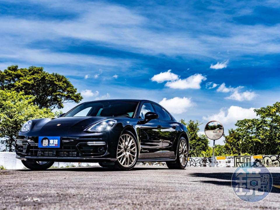 PORSCHE Panamera 10 Years Edition