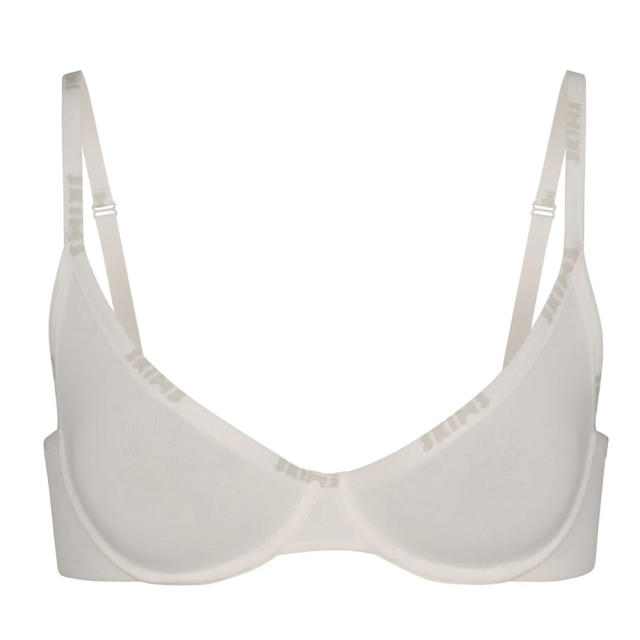 Skims Just Launched a New System of Bras That Seamlessly Mold to Your Body  - Yahoo Sports