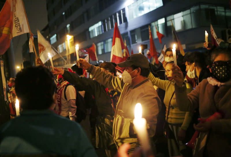 Peruvians await presidential election results