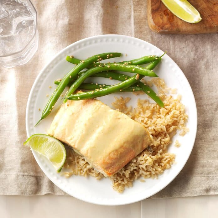 Green Curry Salmon With Green Beans Exps Sdam17 110028 C12 08 5b 4