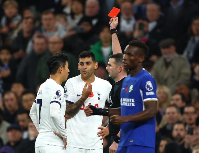 Tottenham 1 Chelsea 4 LIVE RESULT: Jackson's hat-trick sinks nine-man Spurs  in chaotic derby with FIVE disallowed goals