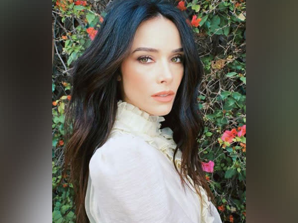 Abigail Spencer (Image source: Instagram)