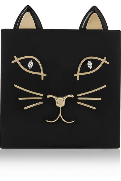 Pochette chat Perspex, 919 €, Charlotte Olympia