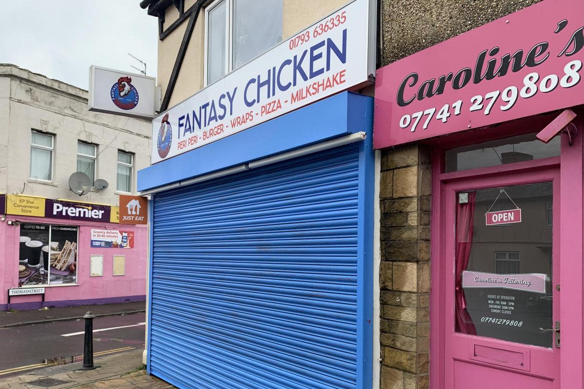 Fantasy Chicken on Rodbourne Road has fallen short of food hygiene standards an inspection has revealed <i>(Image: Dave Cox)</i>