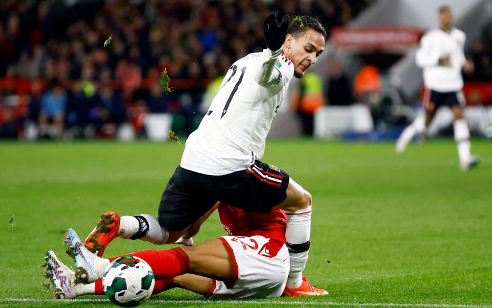 Soccer Football - Carabao Cup - Semi Final - First Leg - Nottingham Forest v Manchester United - The City Ground, Nottingham, Britain - January 25, 2023 Manchester United's Antony in action - Action Images via Reuters/Peter Cziborra