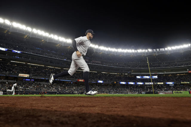 Aaron Judge stays at 61 homers as Orioles beat Yankees 2-1 – KGET 17