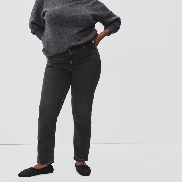 The Curvy Cheeky Jean. Image via Everlane.