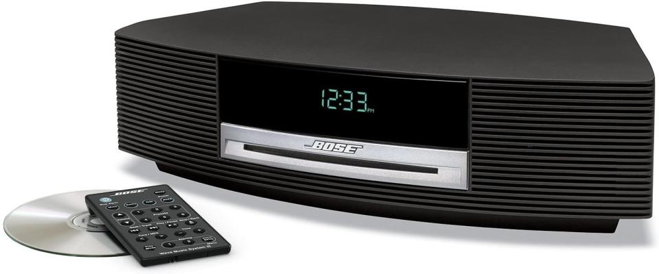 black bose cd player with remote