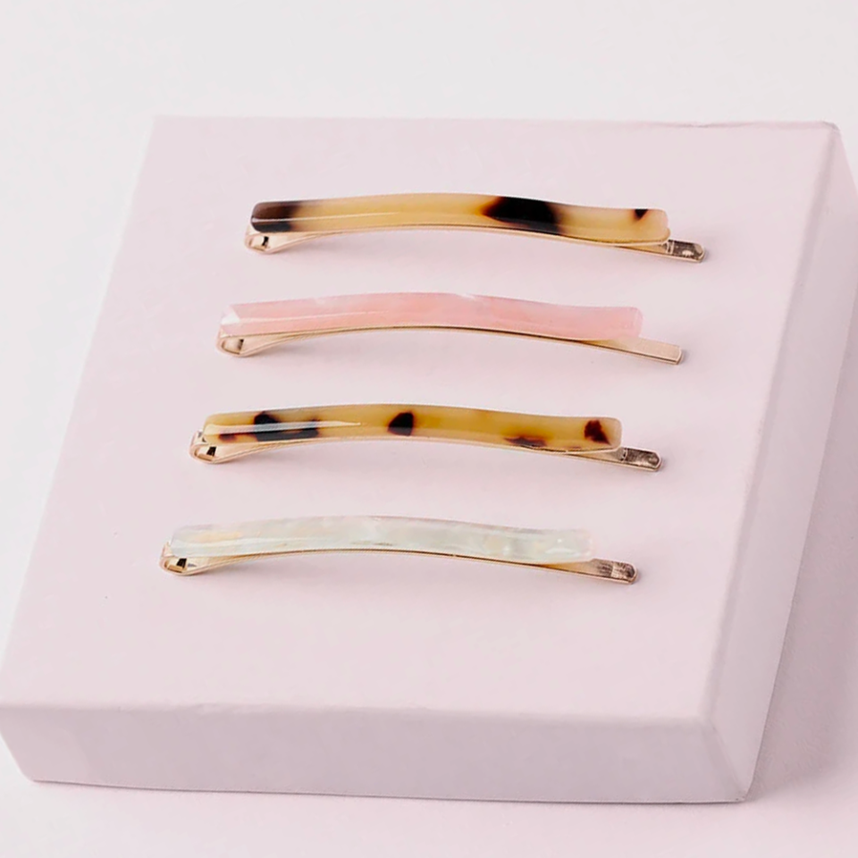 <p>The Hair Edit Marble Pins Bobby Pin Set</p><p>ulta.com</p><p>$8.99</p><p><a href="https://go.redirectingat.com?id=74968X1596630&url=https%3A%2F%2Fwww.ulta.com%2Fp%2Fmarble-pins-bobby-pin-set-pimprod2023847&sref=https%3A%2F%2Fwww.cosmopolitan.com%2Fstyle-beauty%2Ffashion%2Fa25834946%2Fbest-hair-barrettes-shop-clips-accessories%2F" rel="nofollow noopener" target="_blank" data-ylk="slk:Shop Now;elm:context_link;itc:0;sec:content-canvas" class="link ">Shop Now</a></p><span class="copyright">Courtesy Image</span>