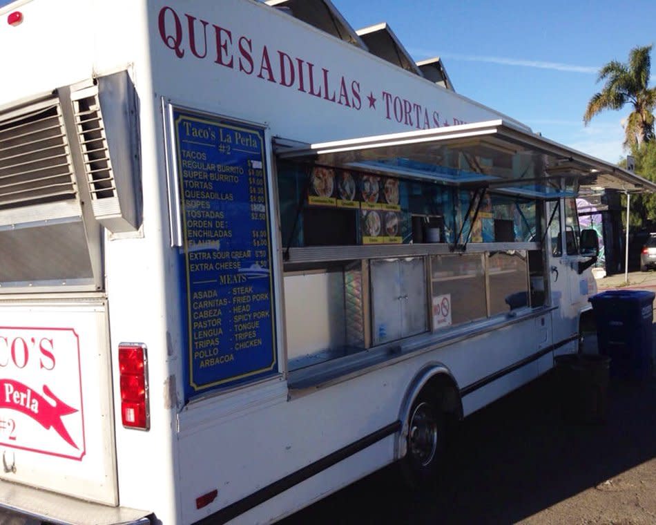 La Perla Taco Truck in Oakland, California