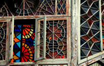 <p>A stained glass window is seen in the old town, Tbilisi, Georgia, April 6, 2017. (Photo: David Mdzinarishvili/Reuters) </p>