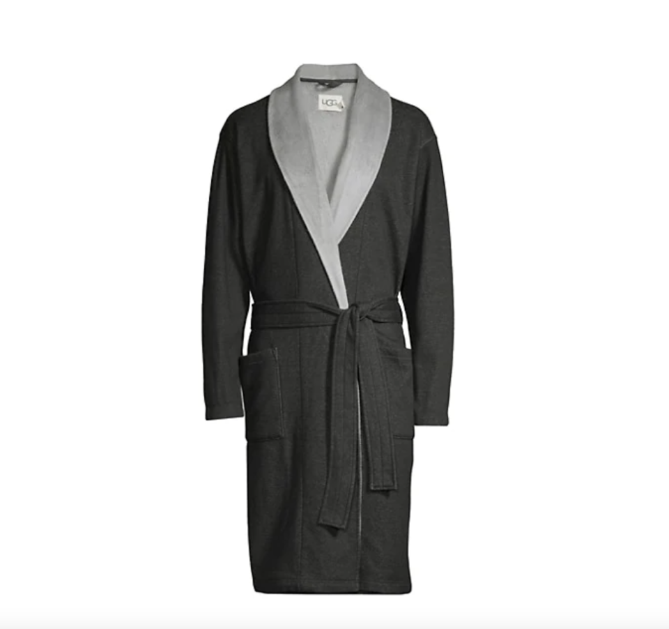 <p><a href="https://go.redirectingat.com?id=74968X1596630&url=https%3A%2F%2Fwww.nordstrom.com%2Fs%2Fugg-robinson-robe%2F4973724%3Fcountry%3DUS%26currency%3DUSD%26creative%3D312374865064%26device%3Dc%26network%3Dg%26acctid%3D21700000001689570%26dskeywordid%3D92700049880713605%26lid%3D92700049880713605%26ds_s_kwgid%3D58700005468305709%26ds_s_inventory_feed_id%3D97700000007631122%26dsproductgroupid%3D350055852847%26product_id%3D8868237%26merchid%3D1243147%26prodctry%3DUS%26prodlang%3Den%26channel%3Dlocal%26storeid%3D527%26locationid%3D9004347%26targetid%3Daud-1024039078993%253Apla-350055852847%26campaignid%3D664982305%26adgroupid%3D64907090351%26gad_source%3D1%26gclid%3DCj0KCQiA2eKtBhDcARIsAEGTG41a-pj7Kg6pmpTrFklTZXb-drpH8nU98YmVHQENvZMtdWEN1aL1YMgaAicBEALw_wcB%26gclsrc%3Daw.ds&sref=https%3A%2F%2Fwww.esquire.com%2Fstyle%2Fmens-fashion%2Fg26042535%2Fbest-bath-robes-dressing-gowns-men%2F" rel="nofollow noopener" target="_blank" data-ylk="slk:Shop Now;elm:context_link;itc:0;sec:content-canvas" class="link ">Shop Now</a></p><p>Heritage Comfort Robinson Double-Knit Robe</p><p>nordstrom.com</p><p>$148.00</p>