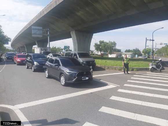 中秋連假收假日，國五北向車潮高峰。（圖：警方提供）