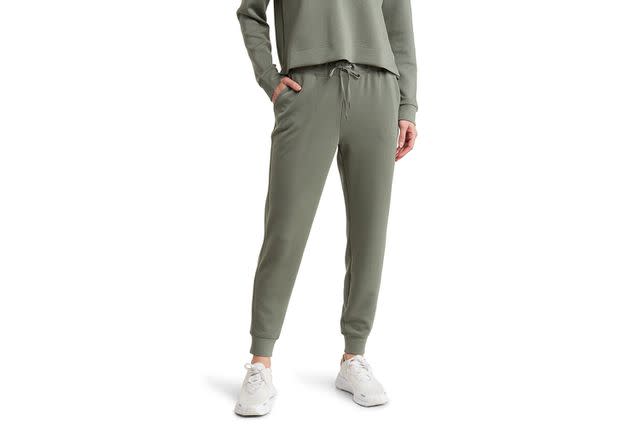 <p>Nordstrom Rack</p>