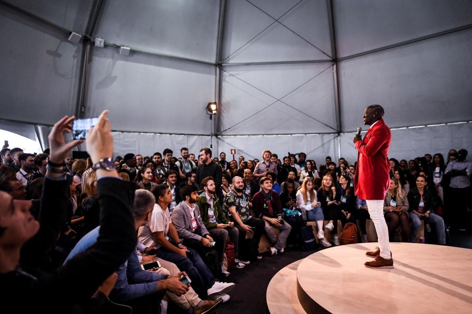Akon speaking at the Lisbon Web Summit in 2019 (Getty Images)