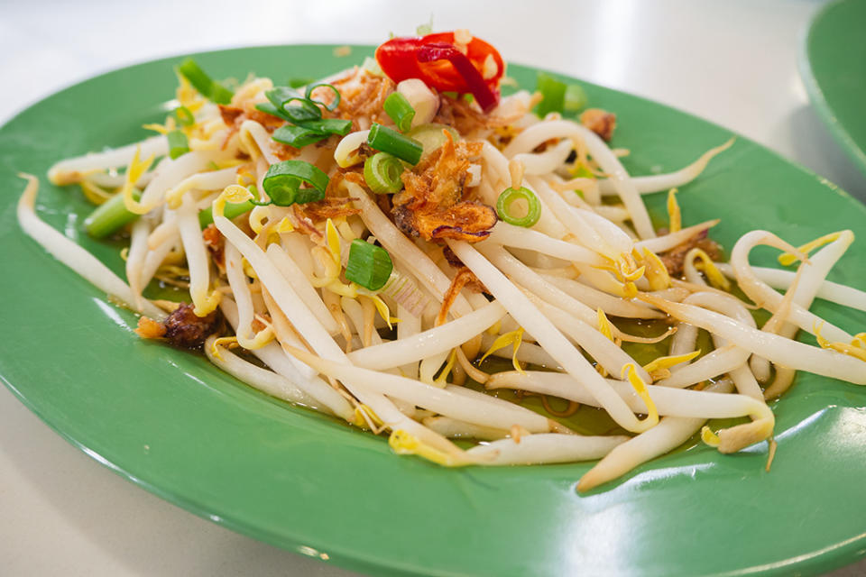 Ming Kee Chicken Rice - Beansprouts