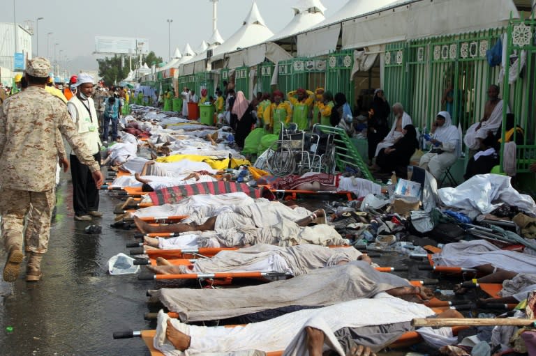 The bodies of victims from the hajj pilgrimage stampede are lined up in Mina, near the holy city of Mecca, on September 24, 2015