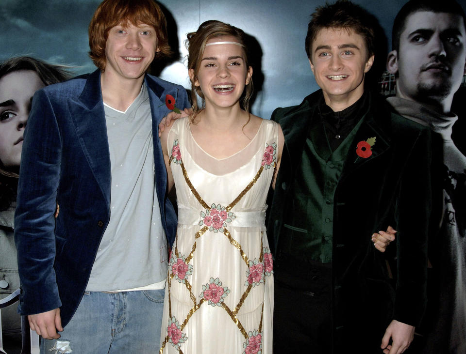 <p>Entre 2002 et 2012, Emma Watson reprend le rôle d’Hermione Granger dans les sept autres épisodes de la saga Harry Potter. Après la sortie du cinquième opus, Harry Potter et l’Ordre du Phénix, la comédienne a cependant failli renoncer à interpréter ce personnage. </p>