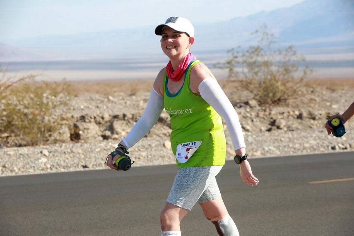 Jennifer Nissen of Texas makes her way toward Panamint Springs during the 2018 Badwater 135.