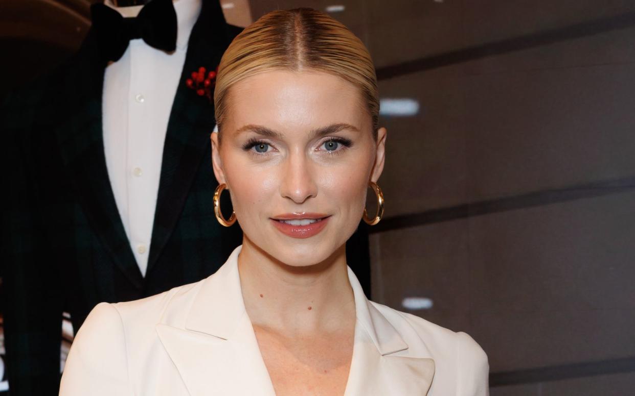 Die Zeit nach der Geburt ihrer zweiten Tochter war für Model Lena Gercke "unfassbar herausfordernd". (Bild: 2023 Getty Images for Ralph Lauren/Gerald Matzka)