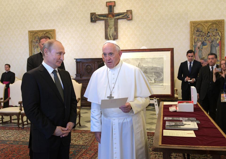 Pope Francis and Russian President Vladimir Putin, left, on the occasion of their private audience at the Vatican, Thursday, July 4. 2019. (Alexei Druzhinin, Sputnik, Kremlin Pool Photo via AP)