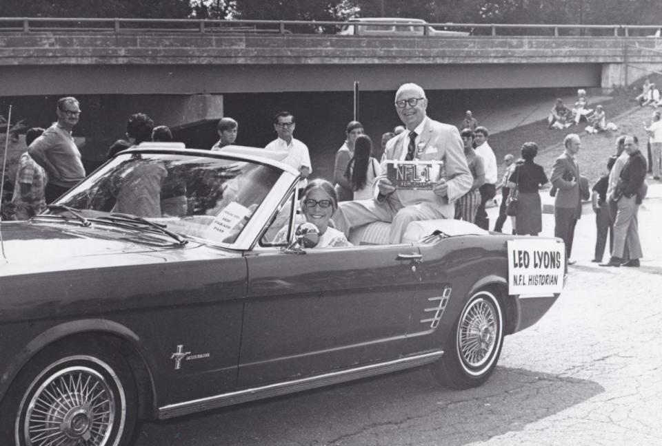 Leo Lyons of the Rochester Jeffersons riding in the 1971 Football Hall of Fame parade.