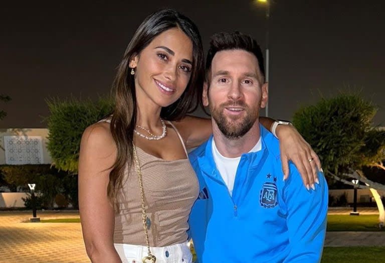Lionel Messi y Antonela Roccuzzo tienen la misma foto en su celular
