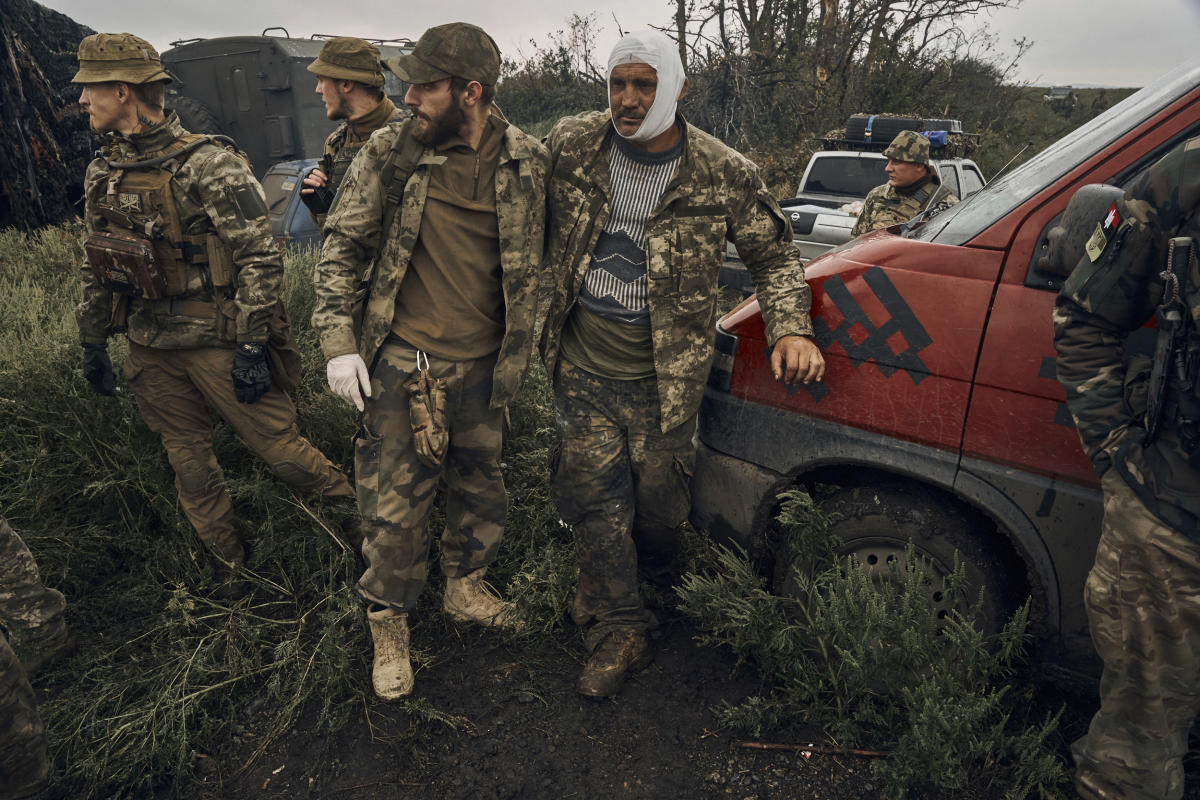 Украина оказывает давление на вывод российских войск