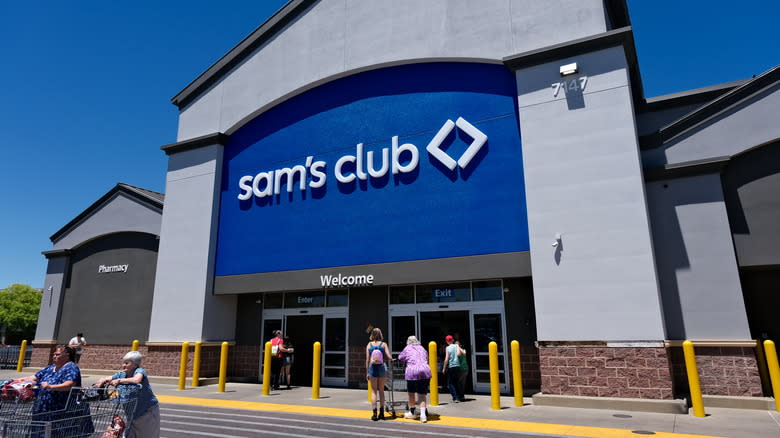 Sam's Club entrance