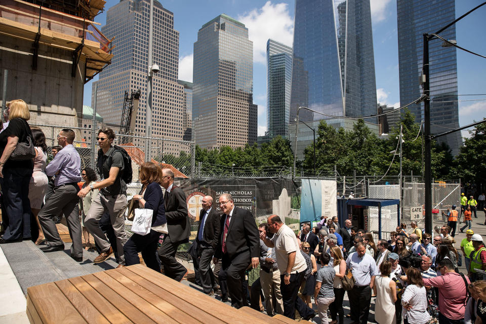 Elevated park opens at WTC site, overlooks 9/11 memorial