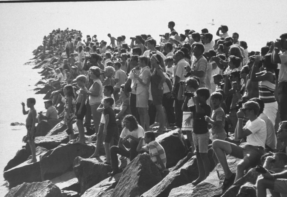 Spectators watching for take-off of moon-landing mission of Apollo 11 at Cape Kennedy in Florida.  (Photo: Bill Eppridge/The LIFE Picture Collection via Getty Images/Getty Images)