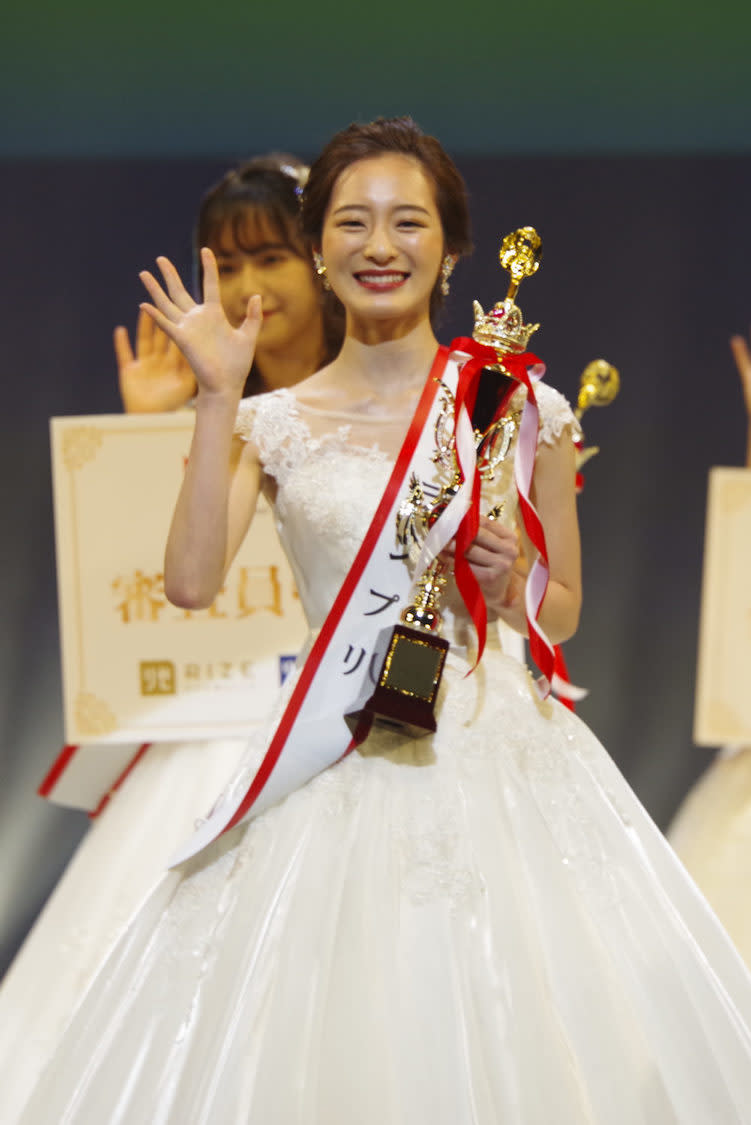 「MISS OF MISS CAMPUS QUEEN CONTEST 2021」由東京大學的神谷明采奪得冠軍