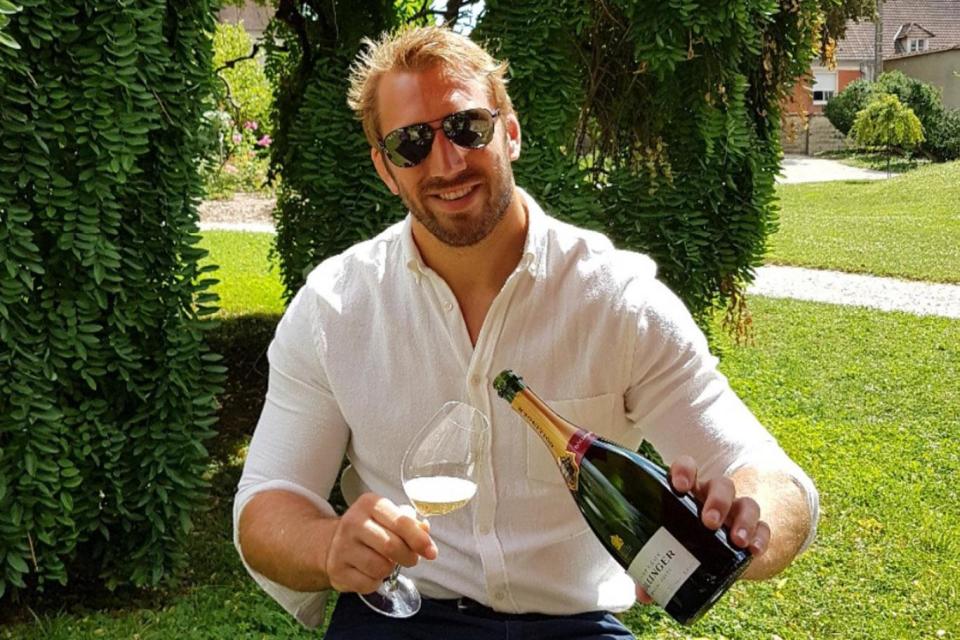 Chris Robshaw taste-tests the 2002 Grand Vintage