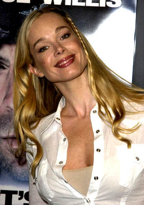 Jennifer Gareis at the LA premiere of MGM's Hart's War