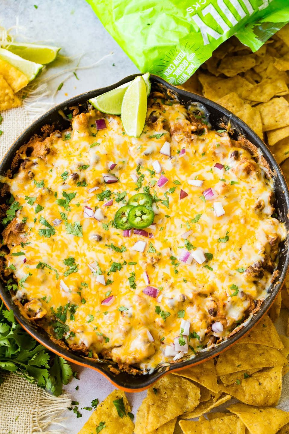 Easy One Skillet Cheesy Black Bean Dip