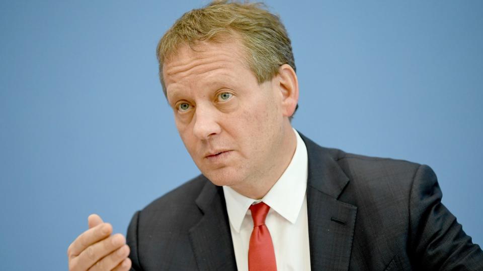 Eric Schweitzer ist Präsident des Deutschen Industrie- und Handelskammertages (DIHK).