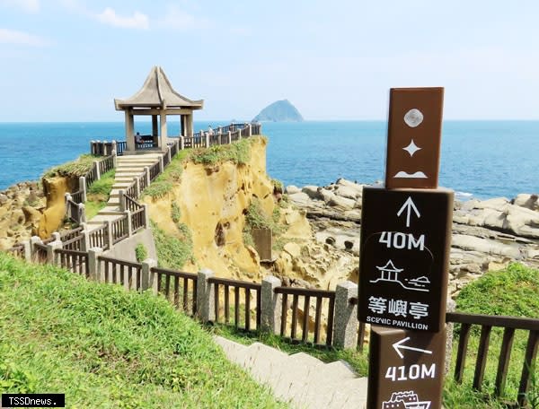 和平島地質公園舉辦「不成氣候研究所」，推出「減碳旅遊行動」，讓大眾可以在旅途中取得減碳金回饋，進而推動低碳旅行的理念。（記者王世明攝）