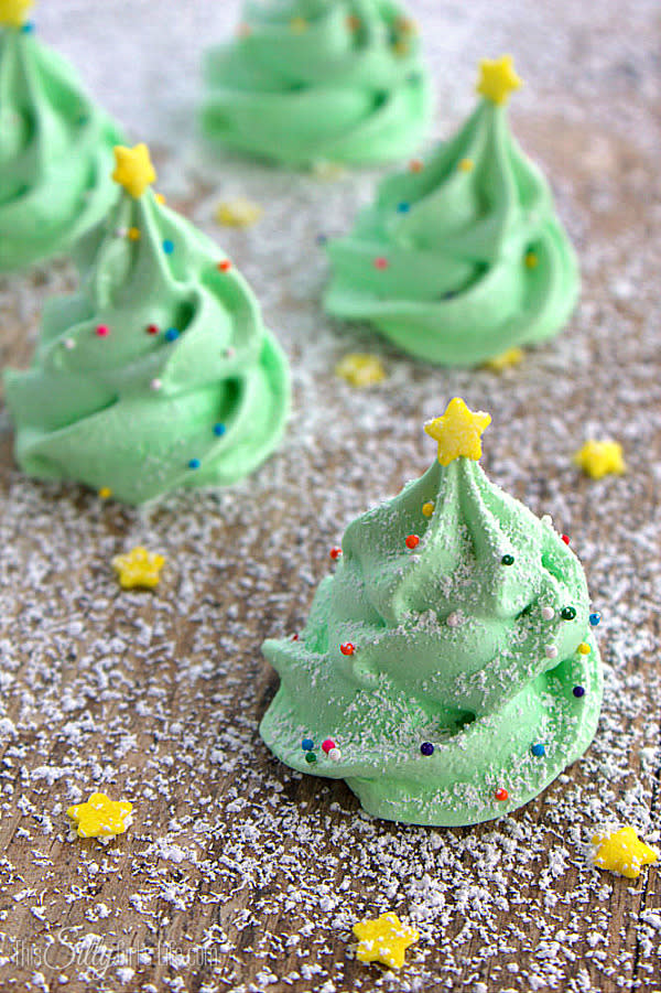 Christmas Tree Meringue