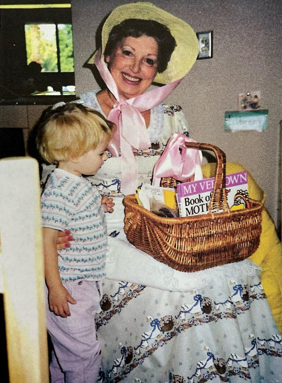 Laura Lee Marcarian has been dressing up as Mother Goose and reading to children since 1983.