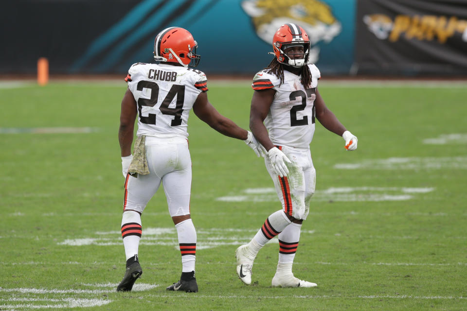 JACKSONVILLE, FL - NOVEMBER 29: Cleveland Browns Running Back Nick Chubb (24) and Cleveland Browns Running Back Kareem Hunt (27) during the game between the Cleveland Browns and the Jacksonville Jaguars on November 29, 2020 at TIAA Bank Field in Jacksonville, Fl.(Photo by David Rosenblum/Icon Sportswire via Getty Images)