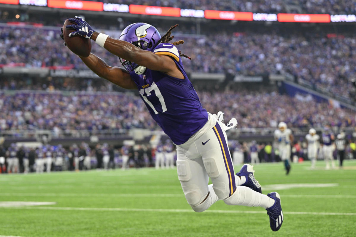 Can the Vikings avoid a turnover Sunday against the Chargers? - Daily  Norseman