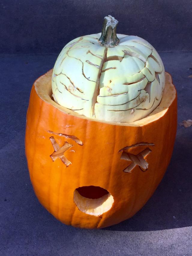 39 Fresh Pumpkin Carving Ideas That Won't Leave You Indifferent - DigsDigs