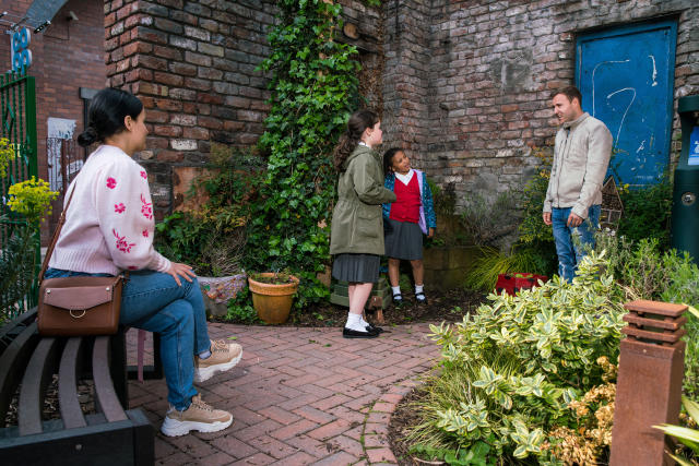 FROM ITV

STRICT EMBARGO - No Use Before Tuesday 29th June 2021

Coronation Street - Ep 10369

Monday 5th July 2021 - 2nd Ep

Tyrone Dobbs [ALAN HALSALL] and Alina Pop [RUXANDRA POROJNICU] break the news to Hope Stape [ISABELLA FLANAGAN] and Ruby Dobbs [MACY ALABI] that they&#xe2;&#x80;&#x99;re going to have a little brother or sister. 

Picture contact David.crook@itv.com 

Photographer - Danielle Baguley

This photograph is (C) ITV Plc and can only be reproduced for editorial purposes directly in connection with the programme or event mentioned above, or ITV plc. Once made available by ITV plc Picture Desk, this photograph can be reproduced once only up until the transmission [TX] date and no reproduction fee will be charged. Any subsequent usage may incur a fee. This photograph must not be manipulated [excluding basic cropping] in a manner which alters the visual appearance of the person photographed deemed detrimental or inappropriate by ITV plc Picture Desk. This photograph must not be syndicated to any other company, publication or website, or permanently archived, without the express written permission of ITV Picture Desk. Full Terms and conditions are available on  www.itv.com/presscentre/itvpictures/terms